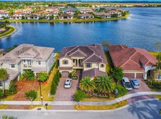 8950 Lakeview Pl, Parkland, FL 33076