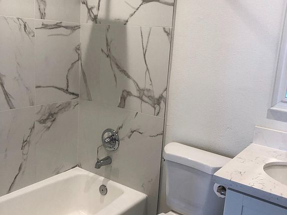 5th image of 1520 N Vista St APT 302