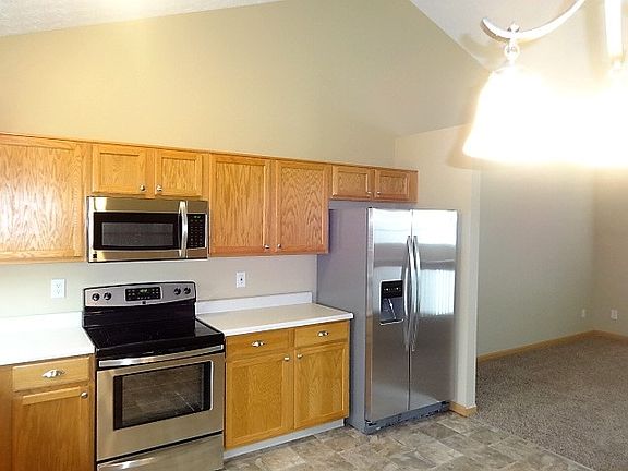 5th image of 768 Woodington Dr