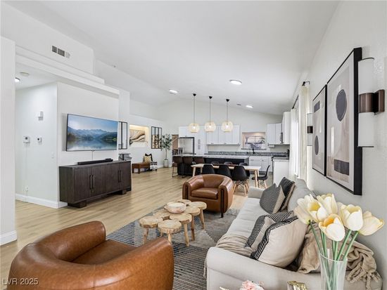 216 Highgate St, Henderson, NV 89074