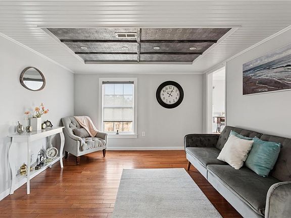 5th image of 1900 Jenkins Neck Rd