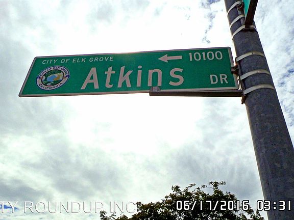 3rd image of 10101 Atkins Dr