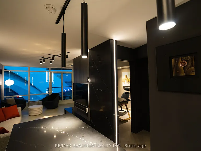373 Front St W #2307 — Photo 6