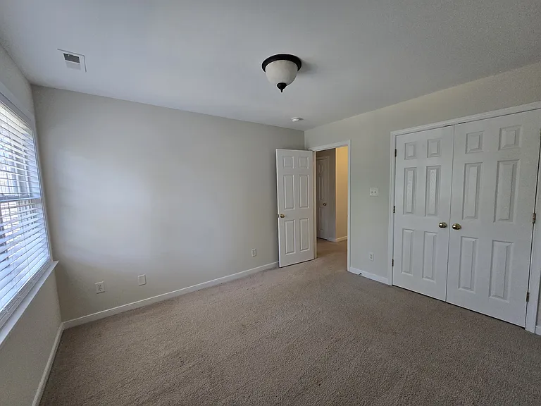 9521 Pine Trails Ct — Photo 27