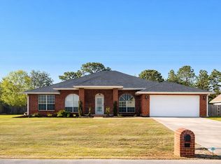 6677 Admiral St, Navarre, FL 32566