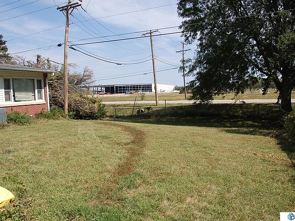 3rd image of 4524 NW 49th St