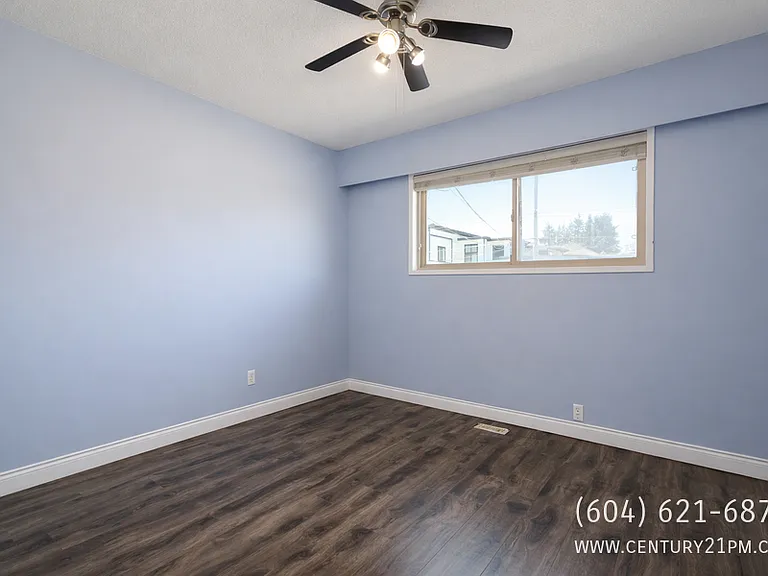 2114 Bakerview St #UPPER — Photo 15