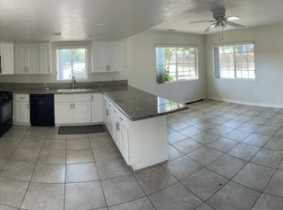 12766 14th St APT D, Yucaipa, CA 92399