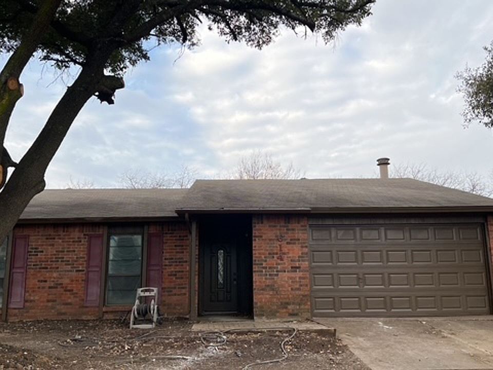 1st image of 614 Live Oak Dr