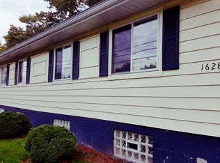 1628 Haslett Rd, East Lansing, MI 48823