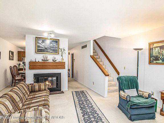 3rd image of 5656 Deville Ct Unit 68