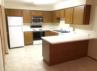 605 Kimberlite St, Tiffin, IA 52340