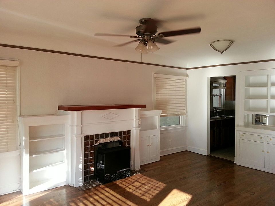 Living / Dining area with lots of natural light
