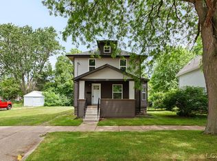 138 E Robinson St, Jackson, MI 49203