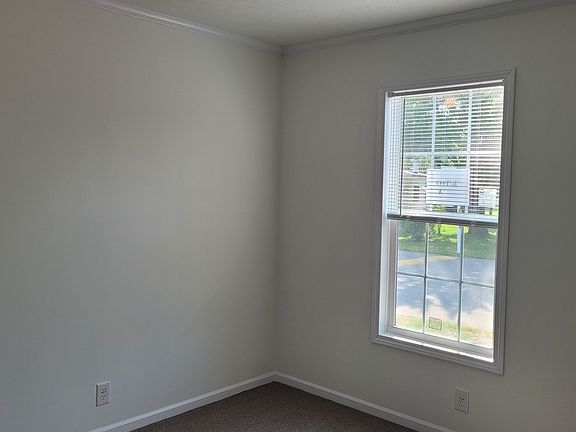 4th image of 1585 Ray Blvd #227