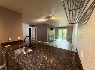 840 NE 125th St APT 310, Seattle, WA 98125