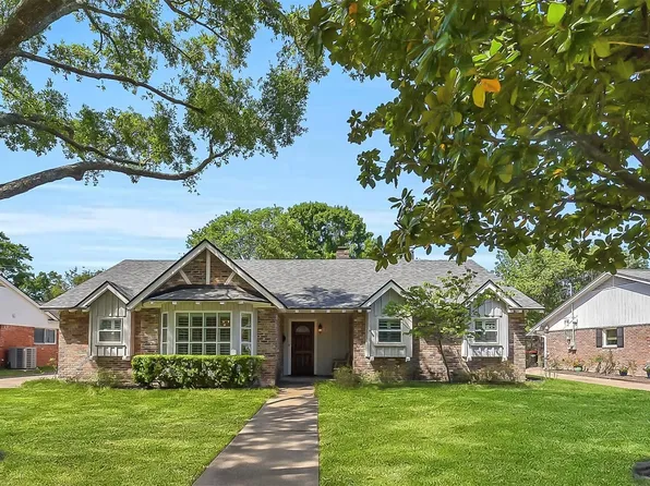 10026 Overbrook Ln, Houston, TX 77042