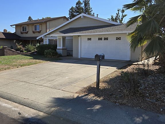 2nd image of 9968 Bexley Dr