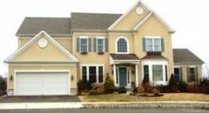 Superlative Colonial Home