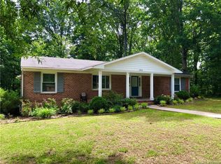 1902 F St, West Point, VA 23181