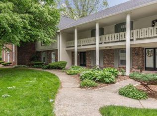 2833 Thornton Ln, Indianapolis, IN