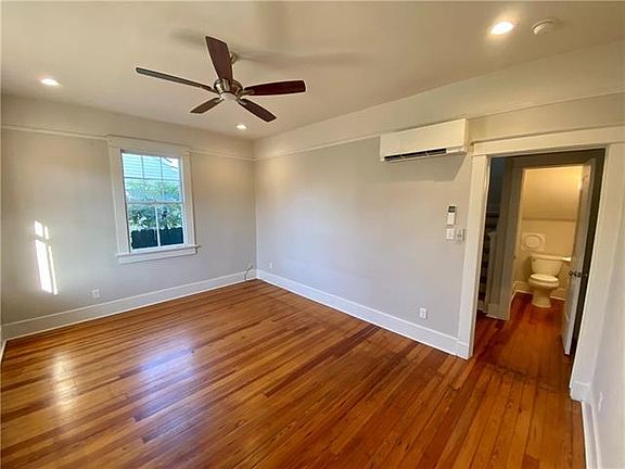 3rd image of 4027 Constance St