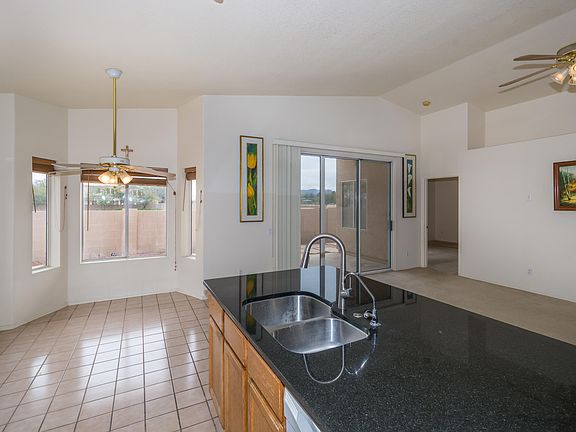 5th image of 9066 N Safflower Ln