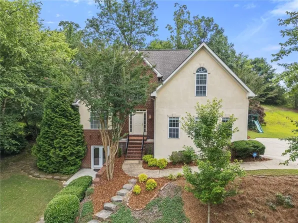 5923 Rosie Ln SE, Mableton, GA 30126