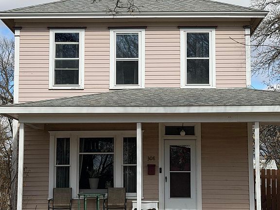2nd image of 308 W Douglas Ave