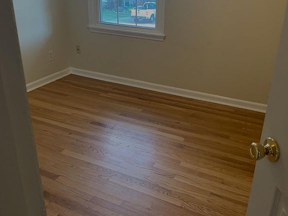 5th image of 12505 Farmbrook Dr