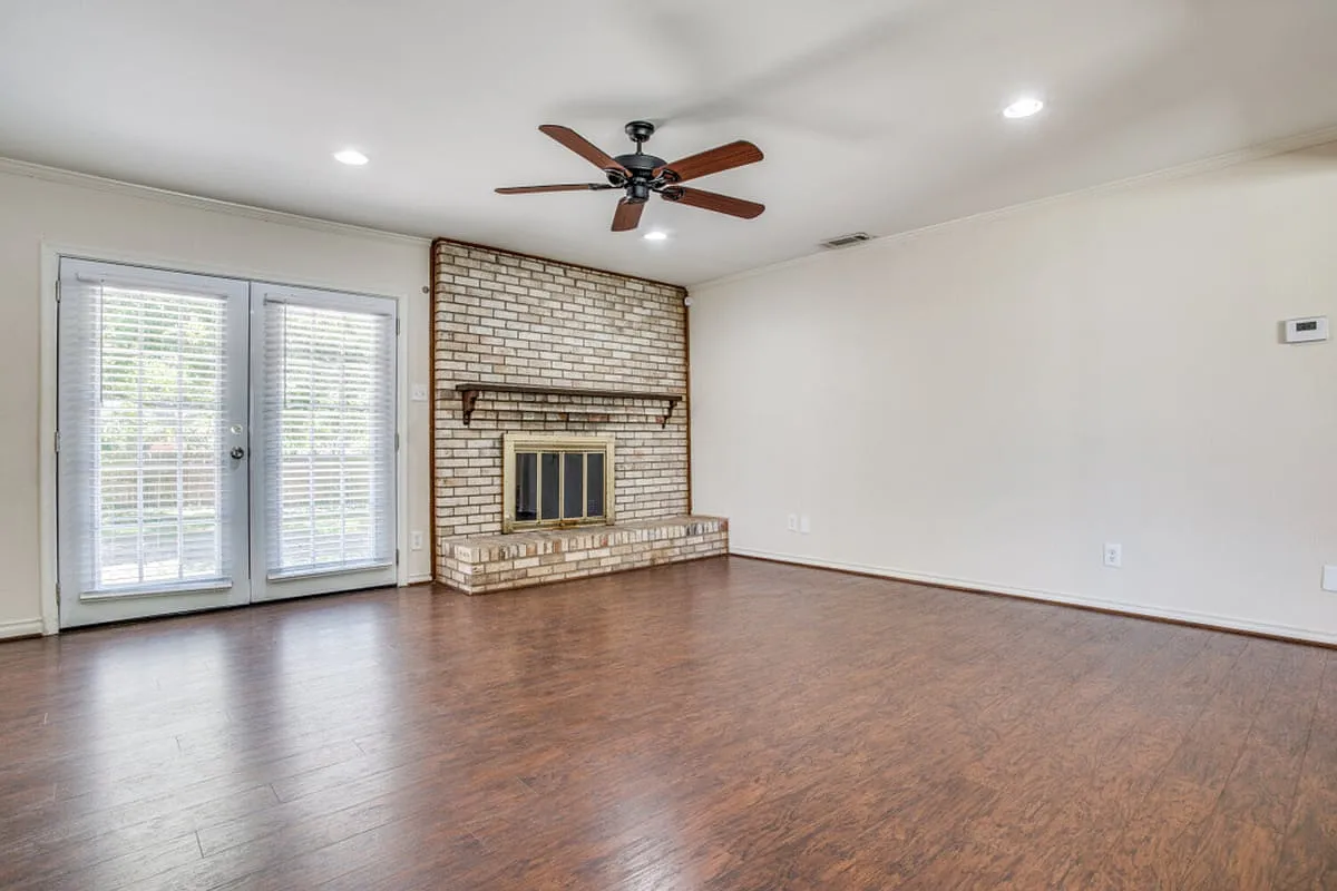 604 Young Boulevard DeSoto TX 75115 — Photo 3
