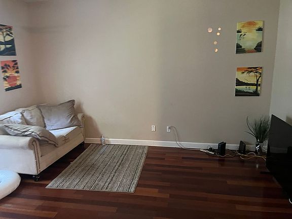 4th image of 4442 Park Eden Cir