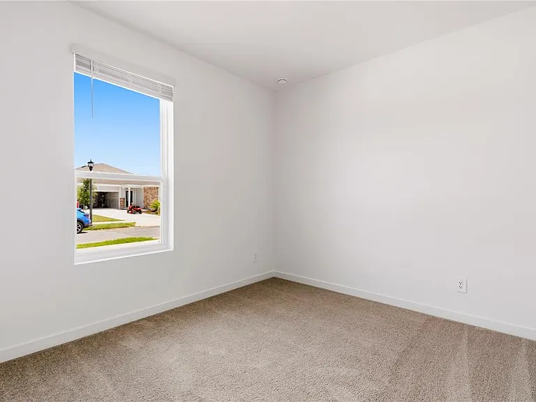 5550 Guava Ct — Photo 6