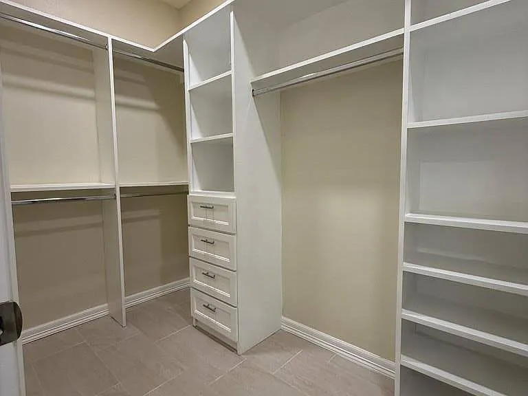 3730 Avenida Residencial — Photo 9