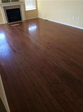 2nd image of 16189 Linden St