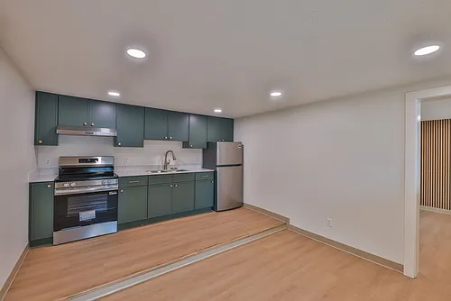 551 Elm St #11 Photo 1