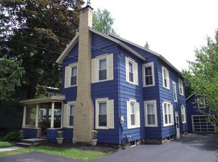 63 Downer St, Baldwinsville, NY 13027