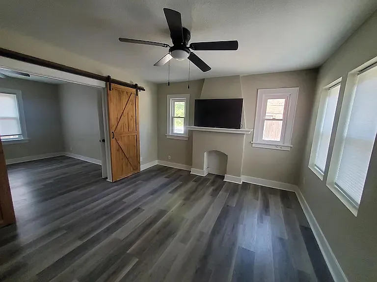 304 S Hydraulic St #1 — Photo 3