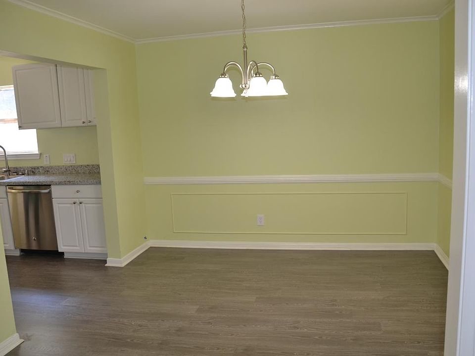 Formal dining