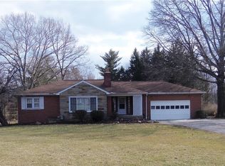 28570 Cannon Rd, Solon, OH 44139