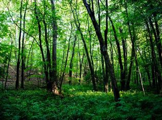 1 Turkey Hill Rd, Red Hook, NY 12571