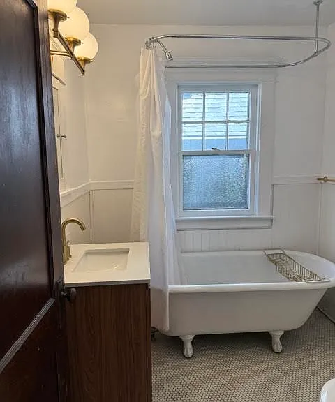 105 Florence Ave — Photo 14
