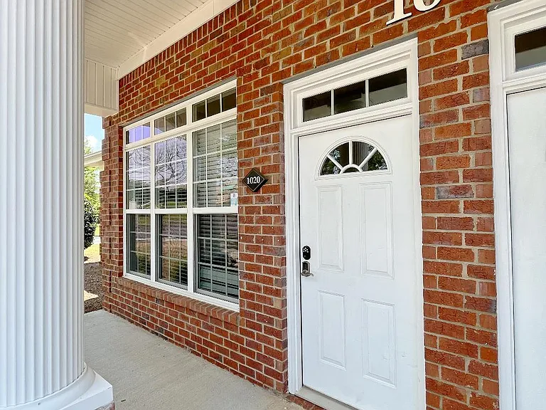 4411 Suwanee Dam Rd #1020 — Photo 2