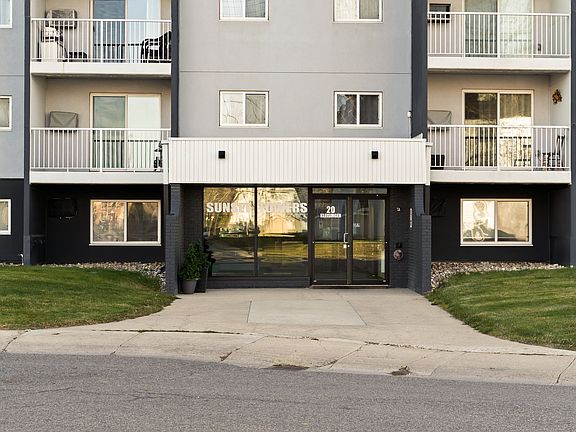 2nd image of 20 Kleisinger Cres
