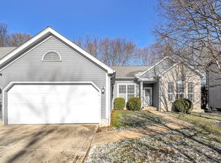 4386 Woodstream Dr, Columbus, OH 43230