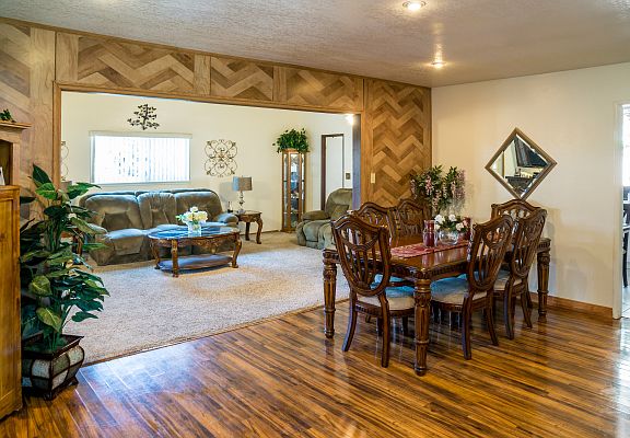 3rd image of 7209 El Poste Dr