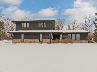 24200 Letchworth Rd, Beachwood, OH 44122