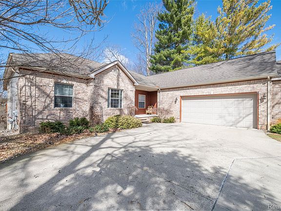 2nd image of 4204 Pavilion Ct