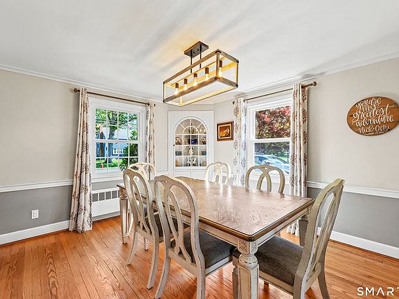 5th image of 73 Longlane Road