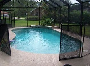 141 Point O Woods Dr, Daytona Beach, FL 32114